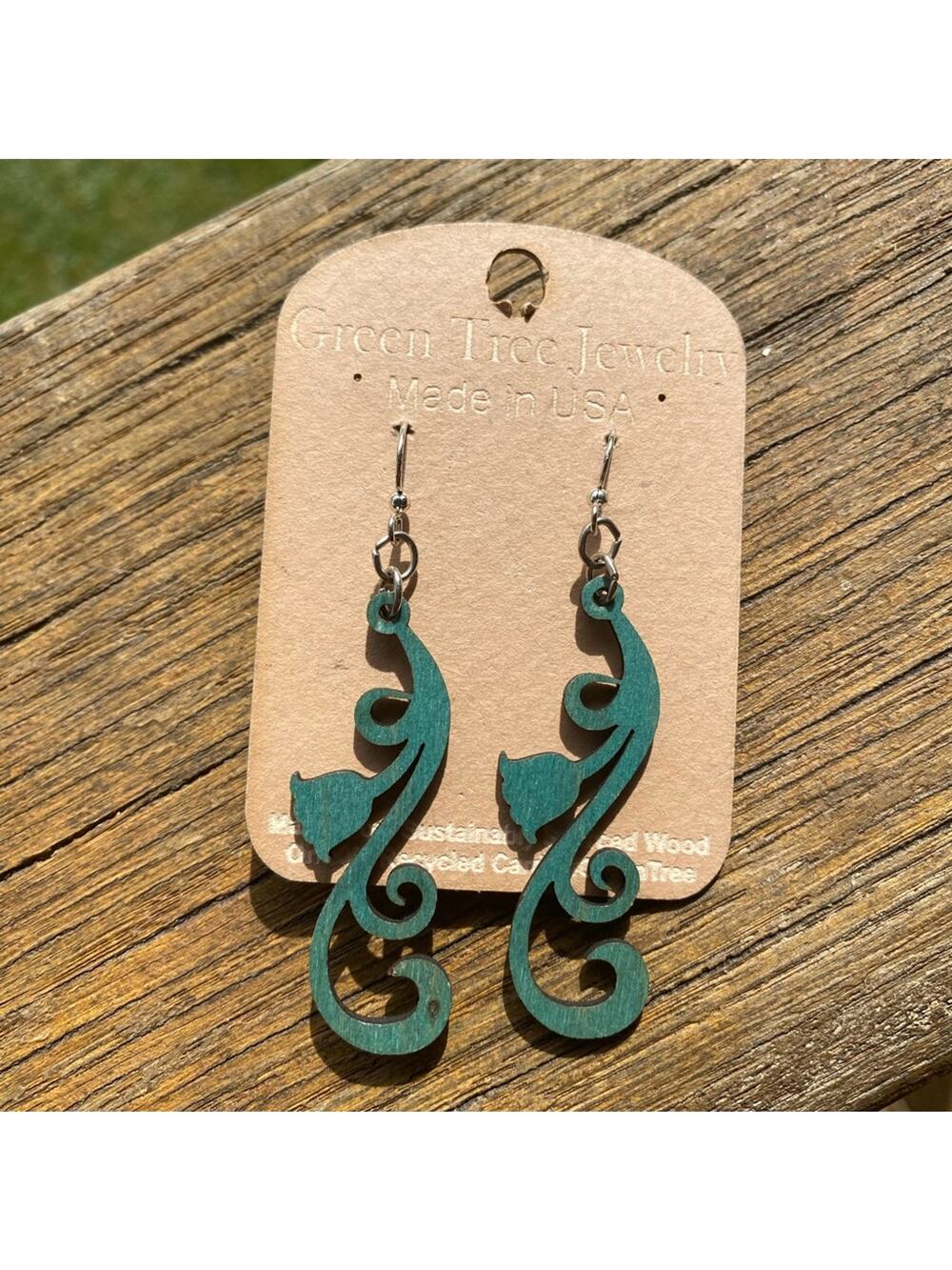 Green Tree Jewelry NWT Lilly of the valley Vine dangle earrings Made in USA new